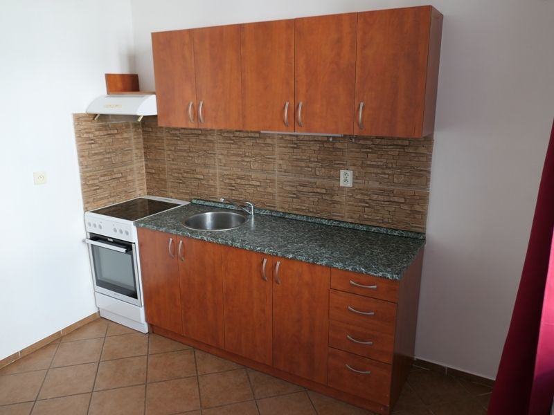 Pronájem bytu 2+kk, Náchod, Husovo náměstí - obrázek č.2