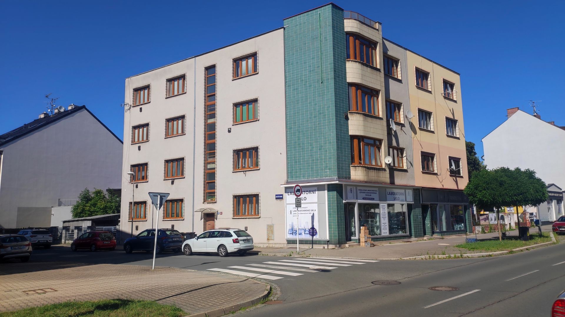 byt_3+kk_63m2_po_rekonstrukci_v_centru_hk__bozdechova_ul.